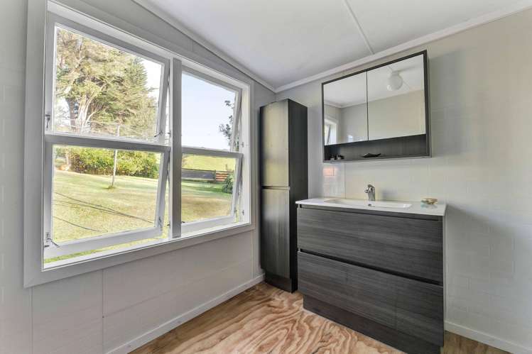 64A Eltham Road Eltham_15