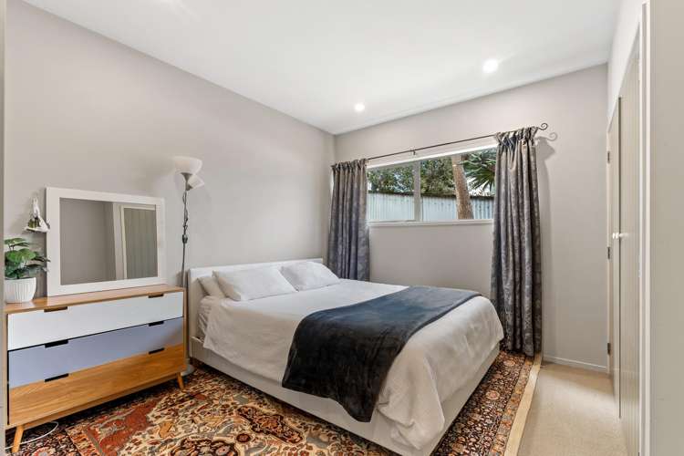 1257 Whangaparaoa Road Gulf Harbour_22