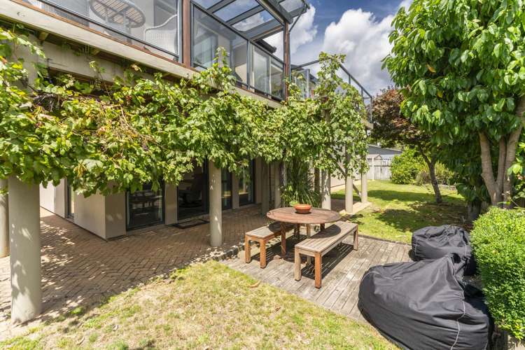 2/54 Hawai Street Two Mile Bay_24