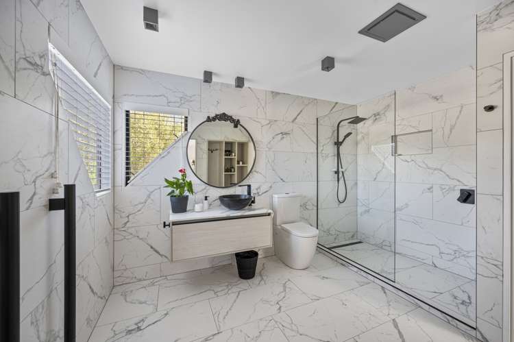 37 Kent Terrace Taradale_15