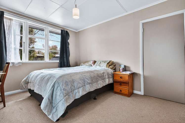 2/14 Laughton Street Taupo_12