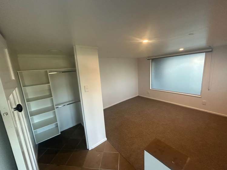 19 Jellicoe Road Murrays Bay_12