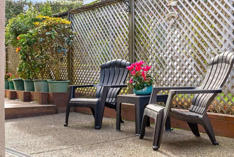 2/51 Merani Street Belmont_20