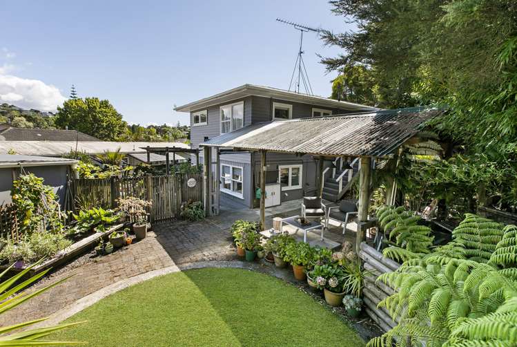 32 Dolbear Street Titirangi_18