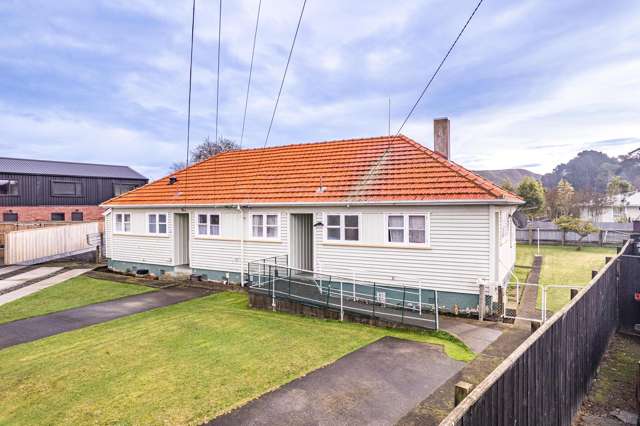 Dual living opportunity - invest now!