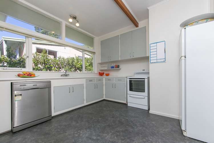 23 Valley Road Titirangi_8