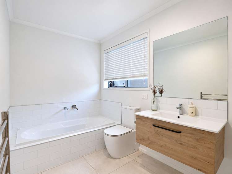 34 Trewern Avenue Chartwell_15