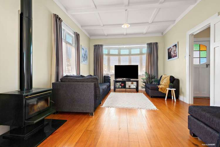 1/3 Taipari Road Te Atatu Peninsula_6