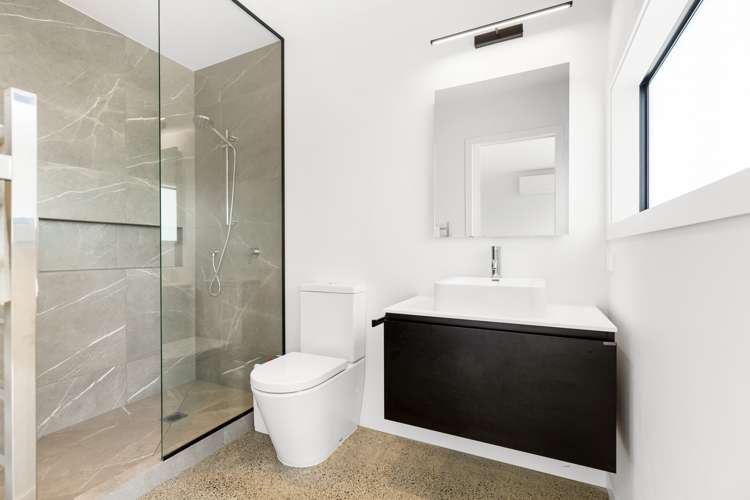 9 Laguna Place Matakatia_19