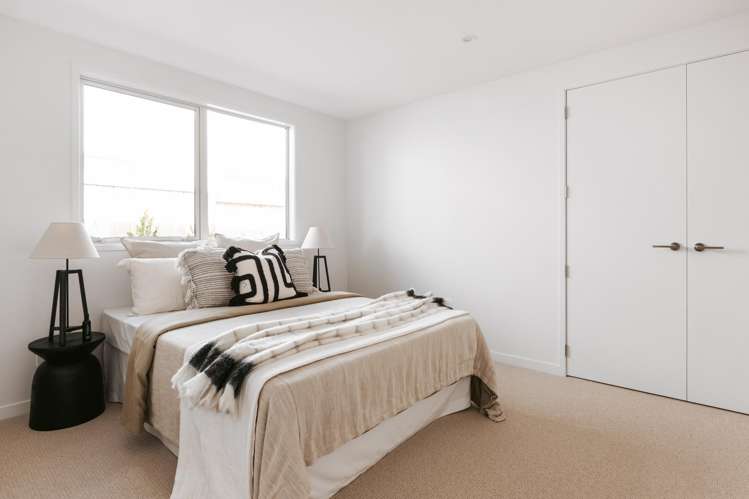 60 St Pauls Drive Brookfield_13