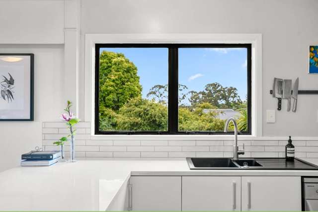 4A Blyton Lane Pakuranga Heights_2