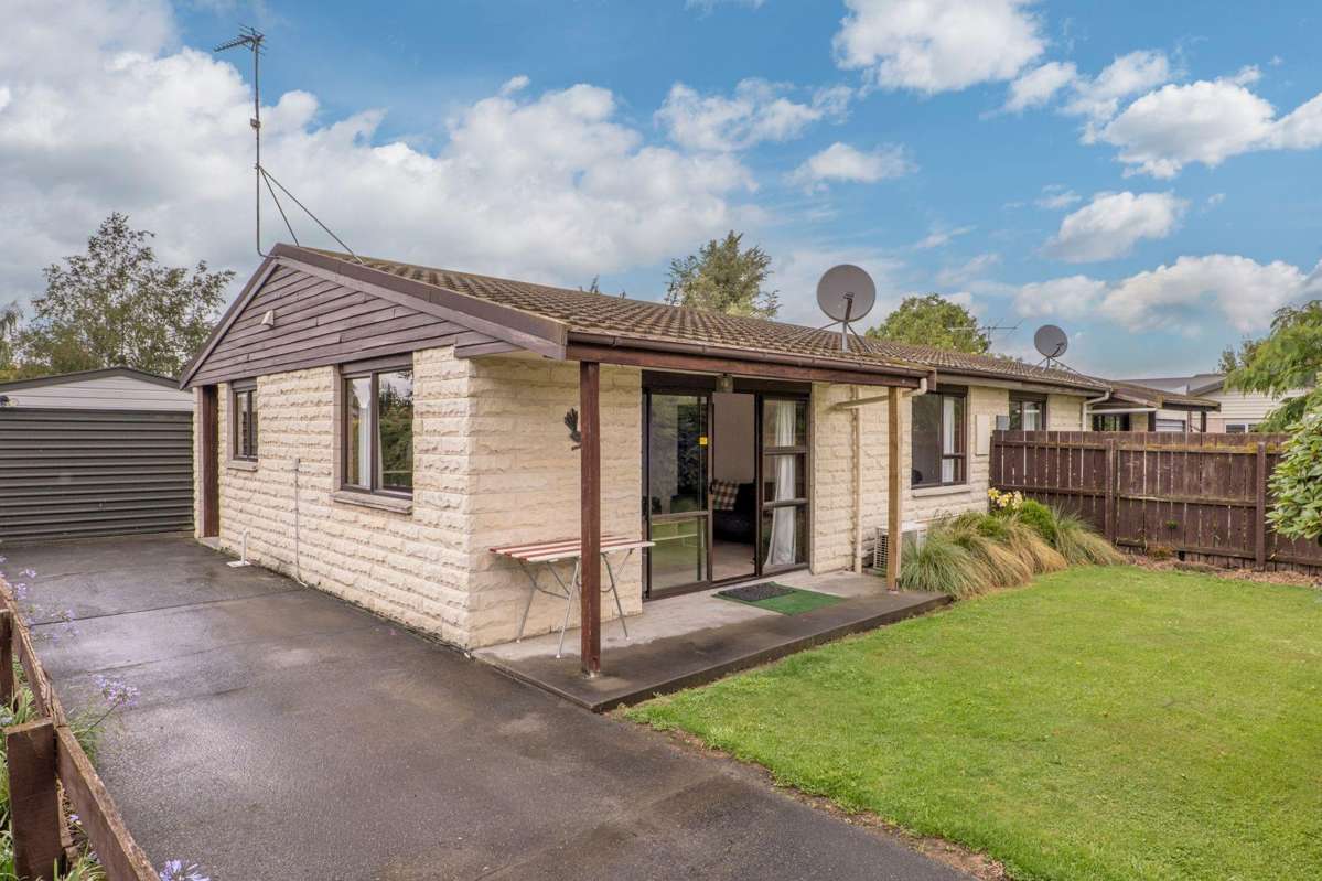 METHVEN, FULLY FURNISHED, TWO BEDROOMS 1