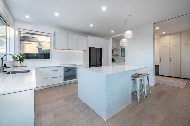 40 Aramoana Avenue Devonport_11