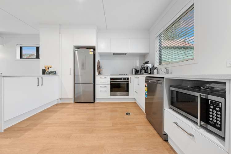 7/2 Brandon Road Glen Eden_15