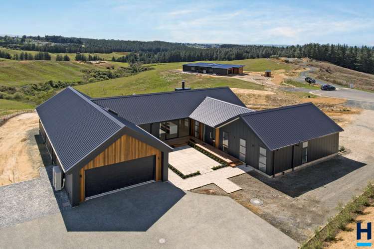 71 Mahana Ridge Mahana_1