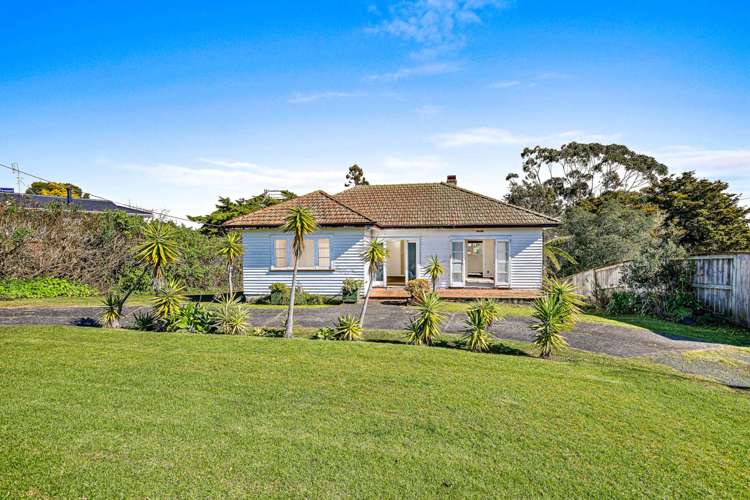 6 River Road Red Beach_0