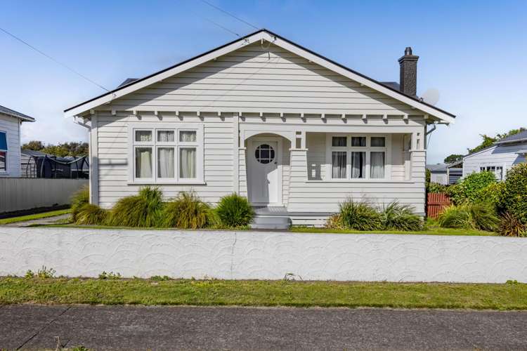 4 George Street Hawera_19