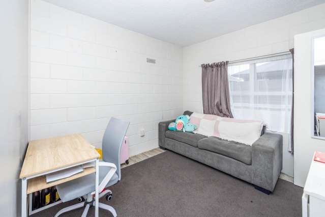 81 A-E Firth Street Hamilton East_4