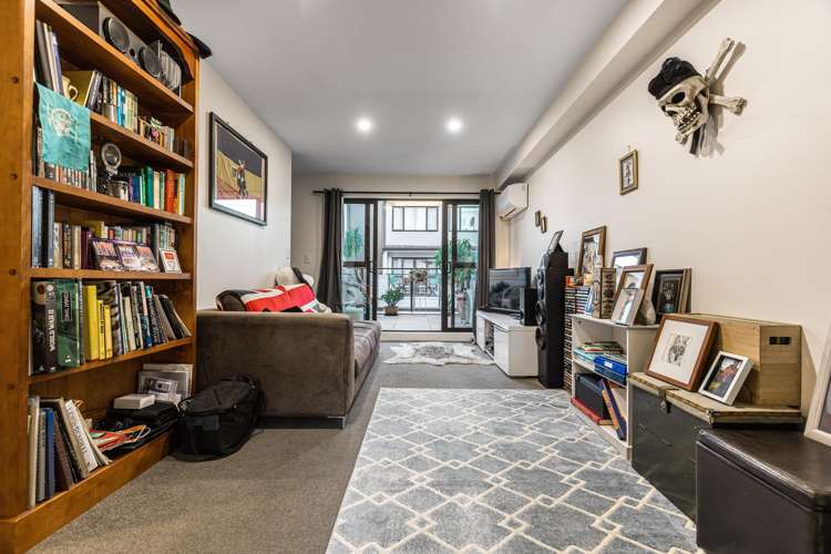 6/175 Harris Road_1