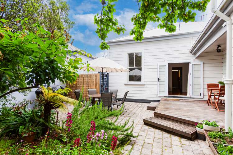 149 Wellesley Road Napier South_23