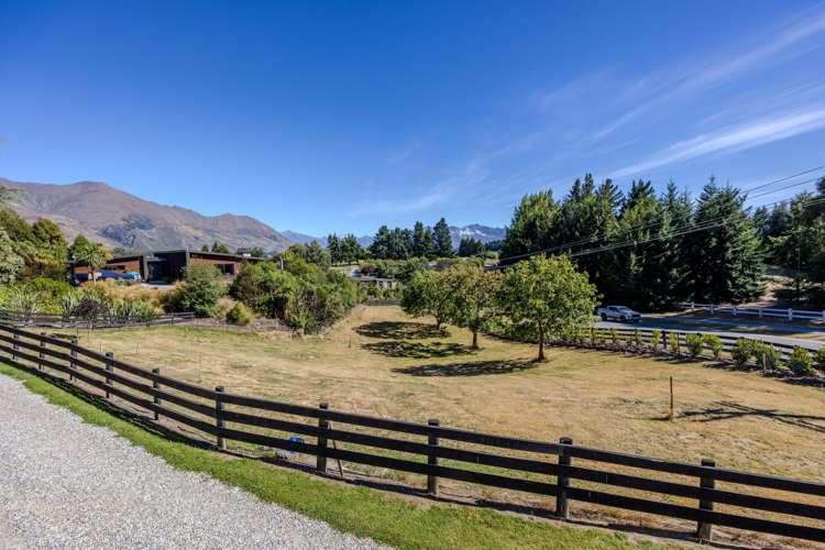 22 Ballantyne Road Wanaka_0