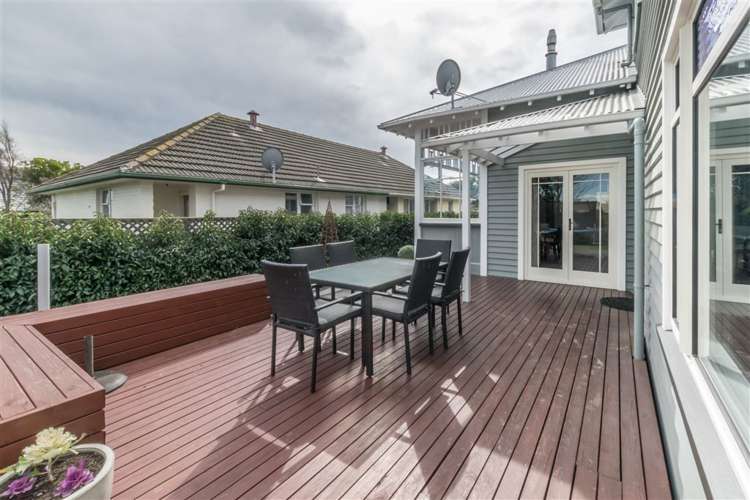 215 Barrington Street Somerfield_23