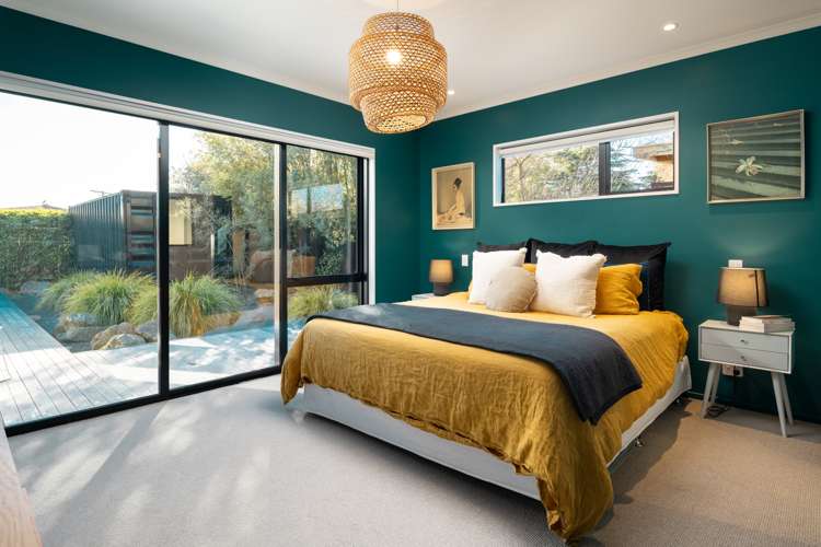 13b Richardson Avenue Burleigh_8