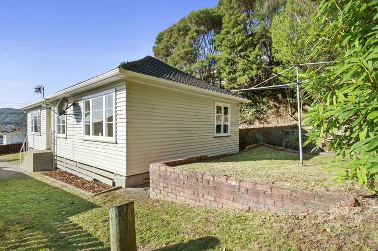 27 Fraser Street Wainuiomata_14