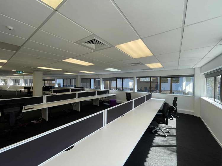 132 Hurstmere Road Takapuna_6