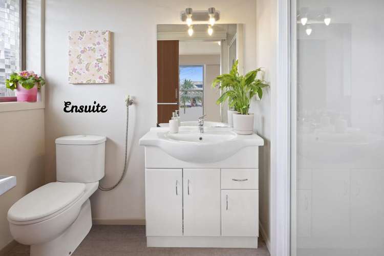 19 Wesley Avenue Frankleigh Park_11