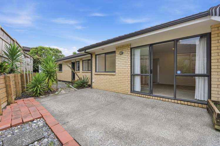 2 Spring Valley Place 10862_12