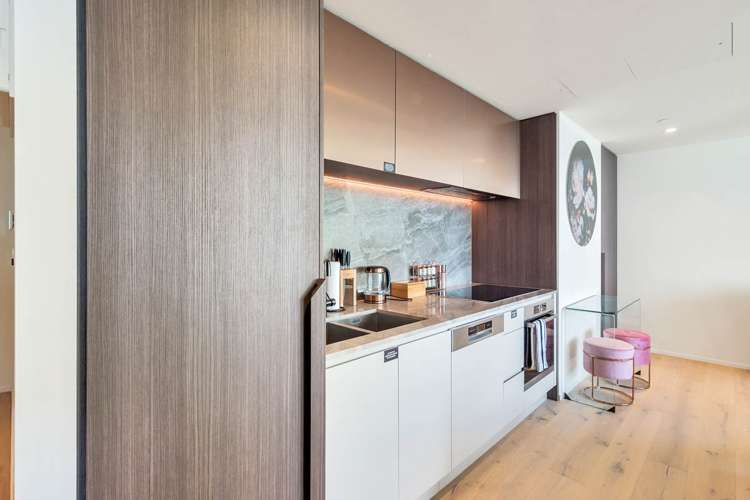 4802/10 Commerce Street Auckland Central_10