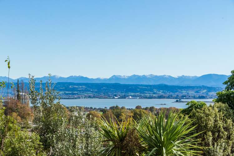 118 The Ridgeway Stoke_22