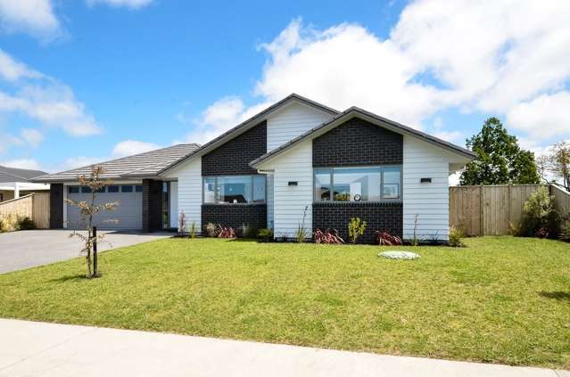 12 Jelas Drive Riverhead_1