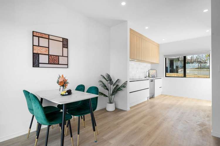 2/26 Price Crescent Mt Wellington_5