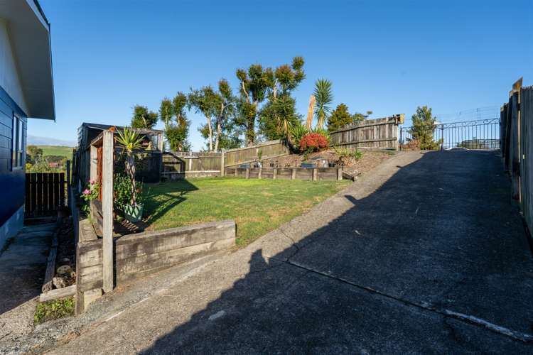 5 Harrys Place Kawakawa_27