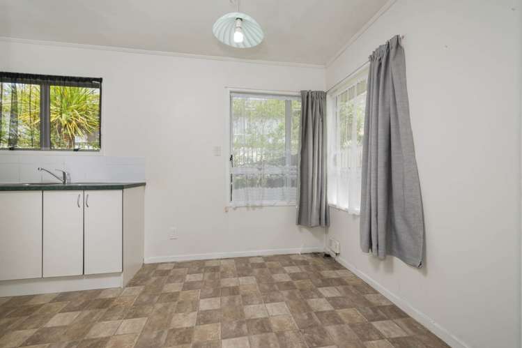 5 Celeste Place Totara Vale_6