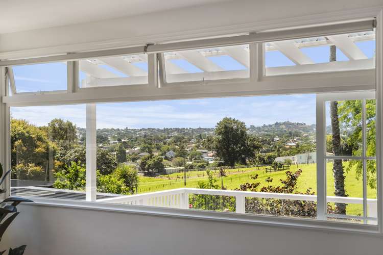 76 Alberton Avenue Mount Albert_10