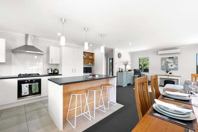 87b Dixon Road Glenview_2