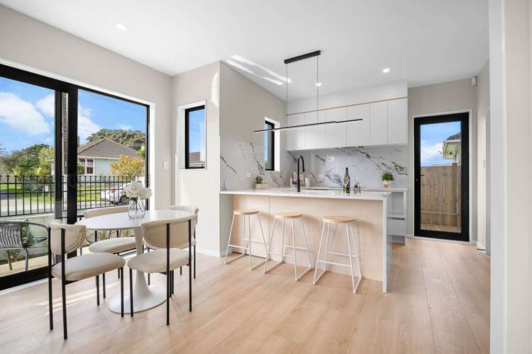 67A Jolson Road_4