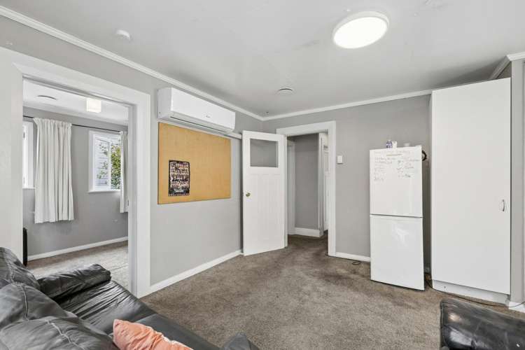 117 North Road North East Valley_4