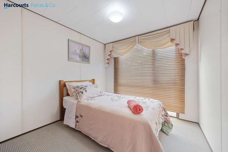 2/9 Portage Road Mt Wellington_12