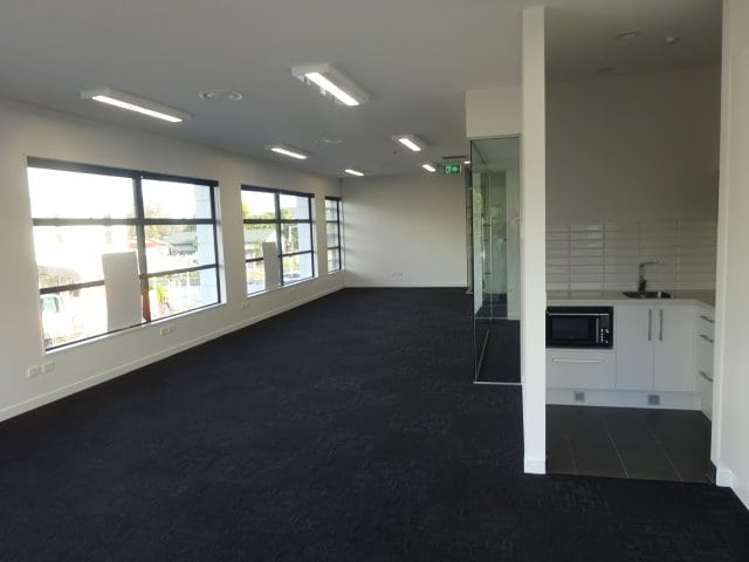 Office 2 235 Kilmore Street City Centre_6