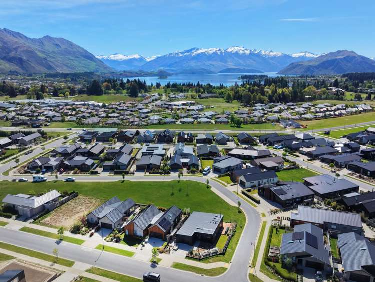 9 Doug Ledgerwood Drive Wanaka_19