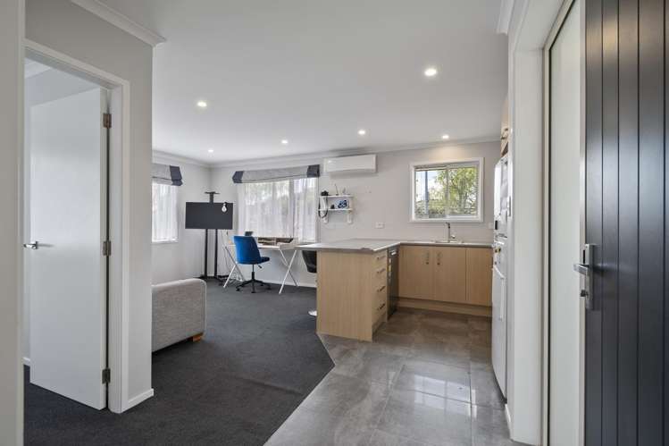 30A and B Ngaio Street West End_25