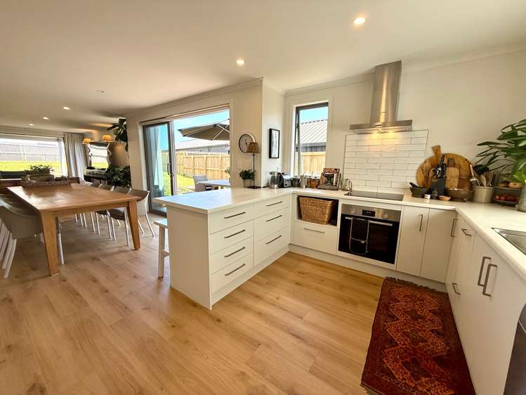 20 Tunarau Street Raglan_11