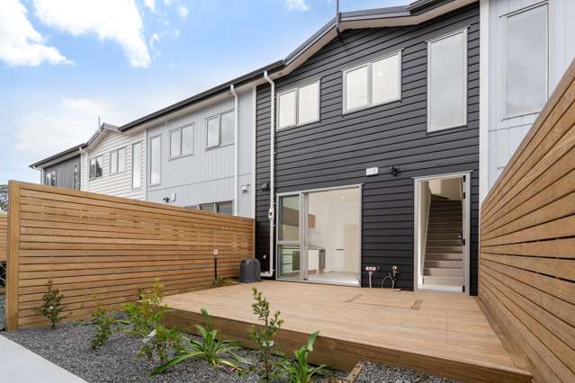 1/20 Bentley Road Otara_1