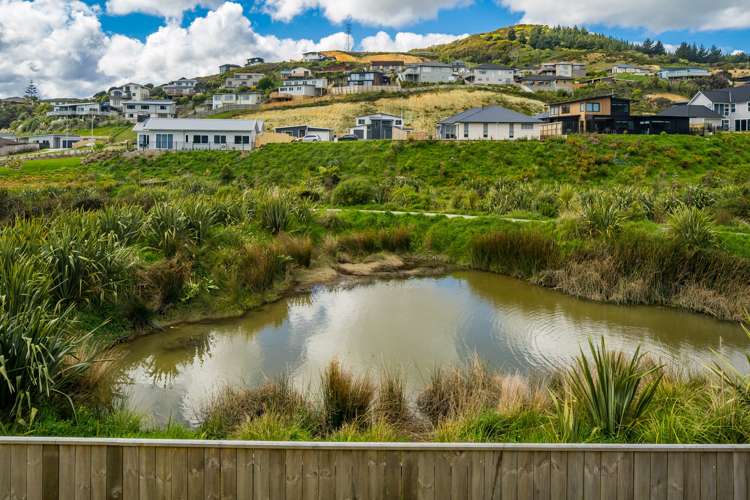 6 Banks Boulevard Whitby_19