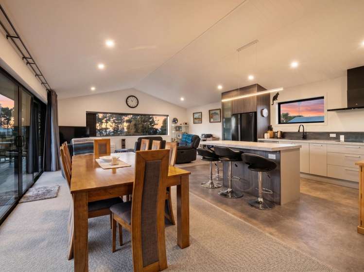 144 Moturata Road_3