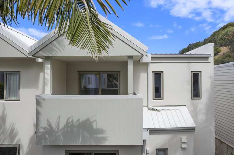 41b/21 Hunters Park Drive Three Kings_9